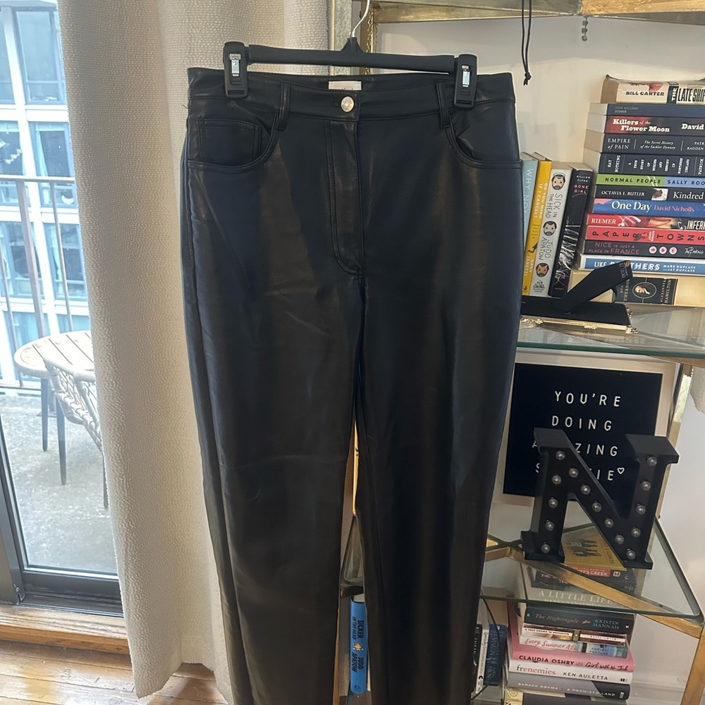 Wilfred Melina Pant from Aritzia - black